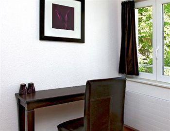 Swiss Star Guesthouse District 4 - Contactless Self Check-In 苏黎世 外观 照片