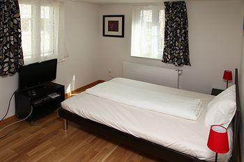 Swiss Star Guesthouse District 4 - Contactless Self Check-In 苏黎世 外观 照片