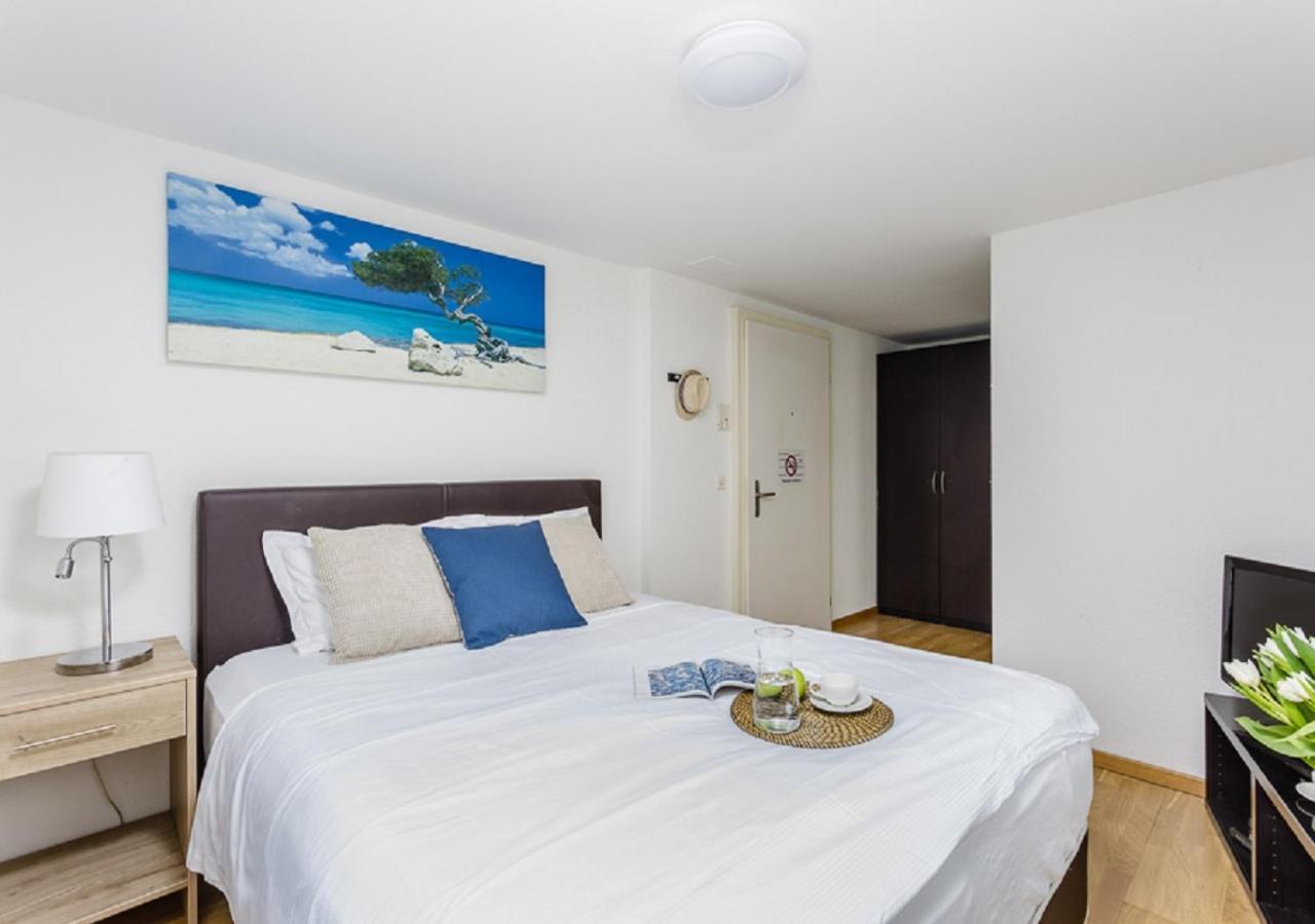 Swiss Star Guesthouse District 4 - Contactless Self Check-In 苏黎世 外观 照片